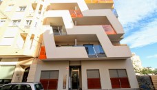 Apartment - Middle Floor Apartment - Resale - Torrevieja - LE-989