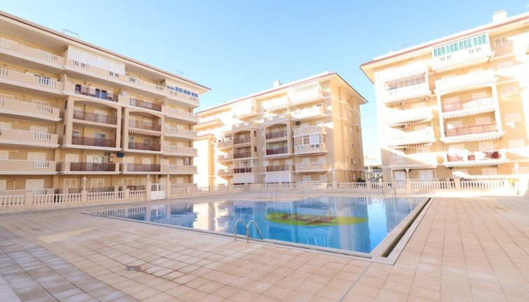 Apartment - Resale - Torrevieja - LA MATA