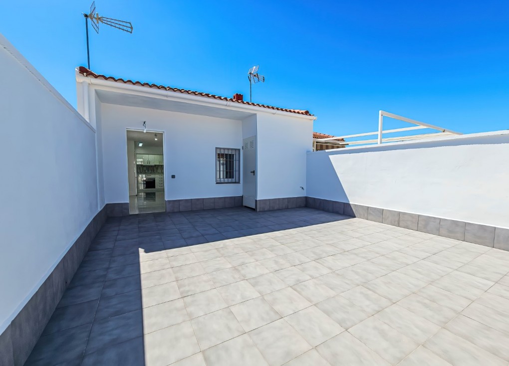 Återförsäljning - Bungalow - Torrevieja - Torretas