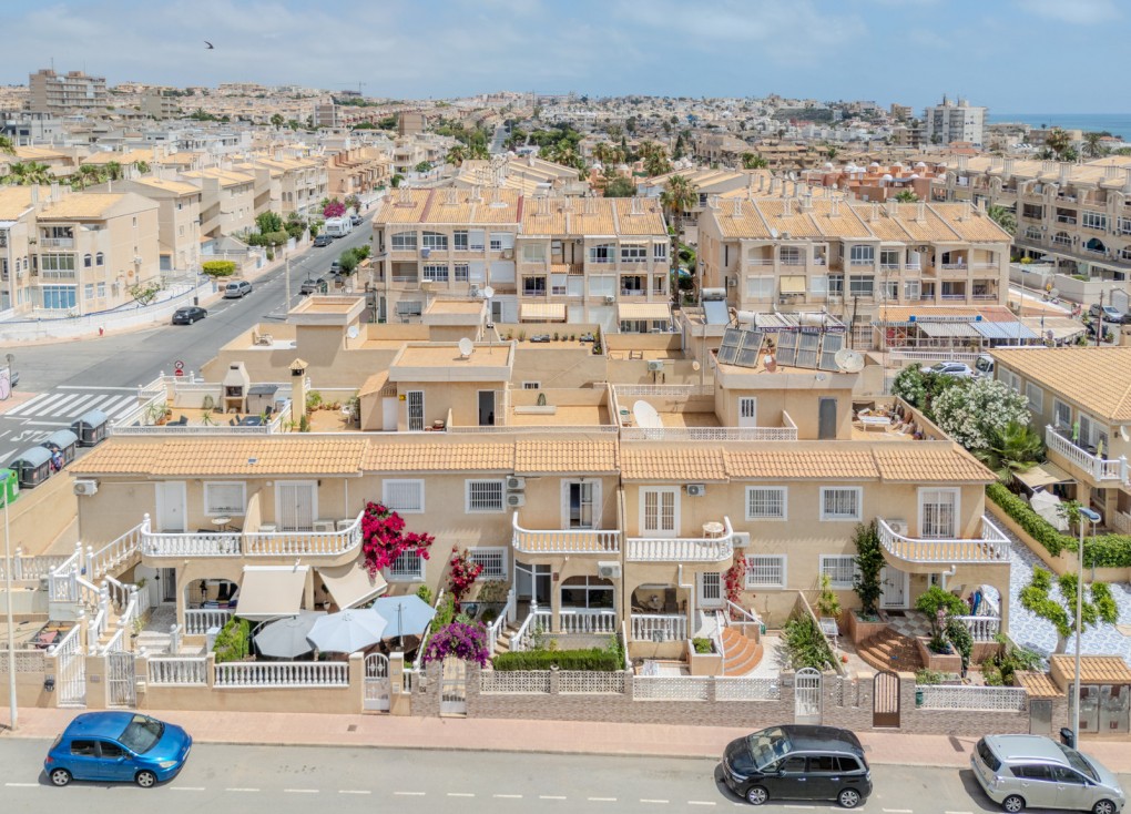 Återförsäljning - Duplex apartment (två våningar) - Torrevieja - Los Frutales