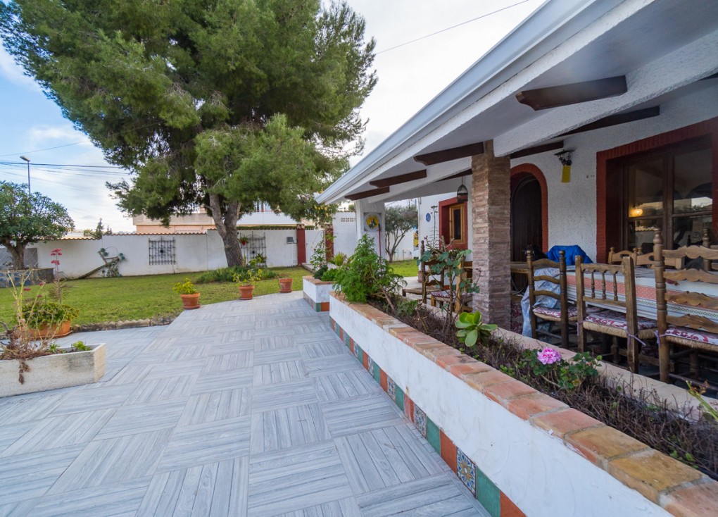 Återförsäljning - Fristående hus - Lomas de Cabo Roig