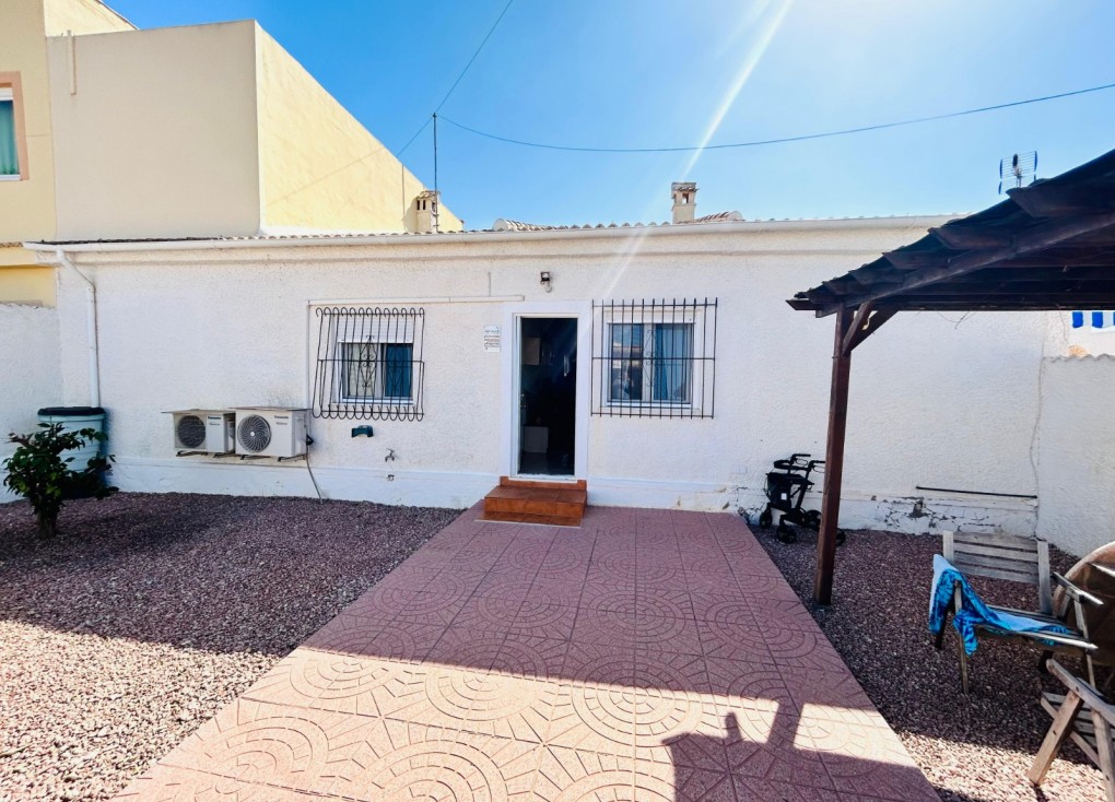 Återförsäljning - Fristående hus - Torrevieja - La Siesta