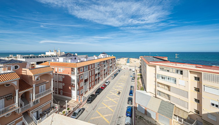  Bostad - Översta våningen  - Återförsäljning - Torrevieja - LA MATA