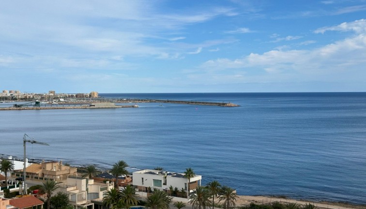  Bostad - Översta våningen  - Återförsäljning - Torrevieja - La Veleta