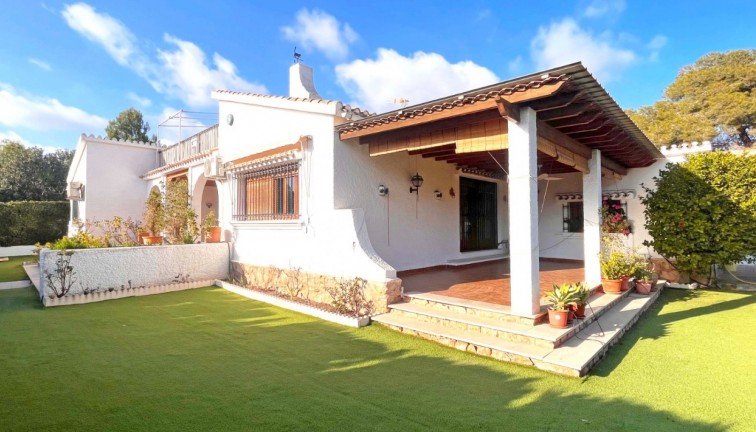 Chalet - Resale - Orihuela Costa - Dehesa de campoamor