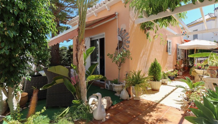 Chalet - Resale - Torrevieja - Los Altos