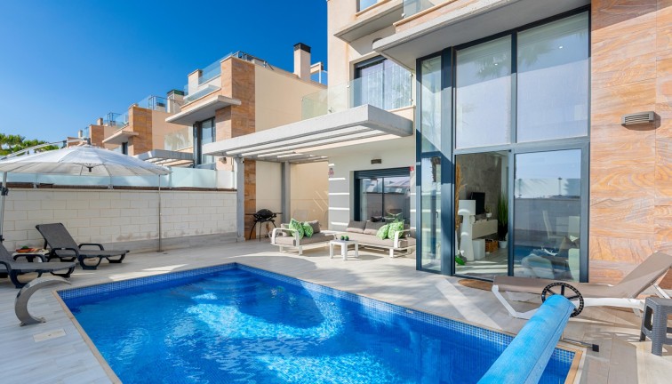 Fristående hus - Återförsäljning - Orihuela Costa - Lomas de Cabo Roig