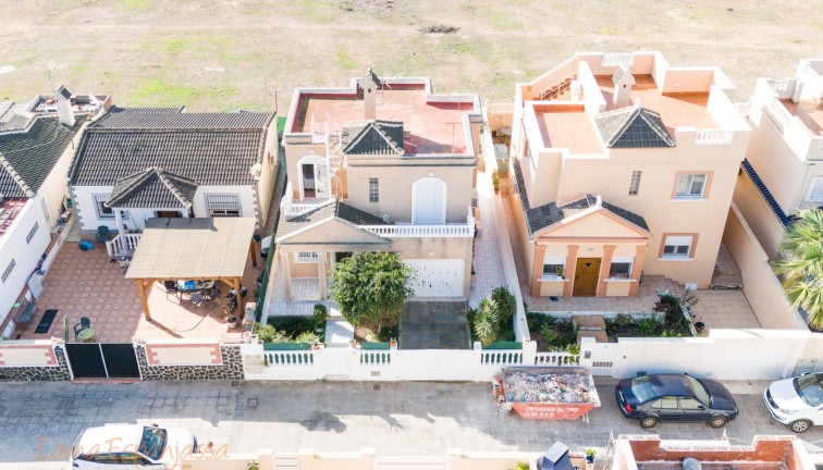 Fristående hus - Återförsäljning - Torrevieja - Aguas Nuevas