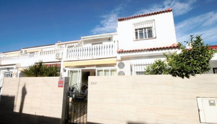 Fristående hus - Återförsäljning - Torrevieja - La Siesta