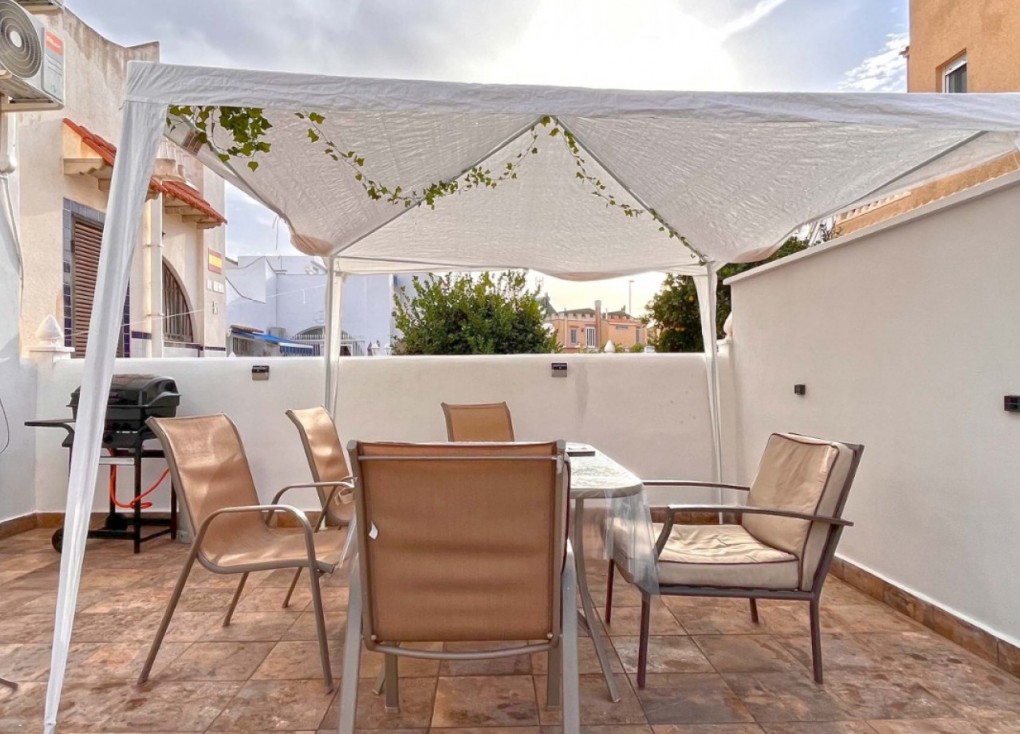 Jälleenmyynti - Bungalow - Orihuela Costa - Playa Flamenca