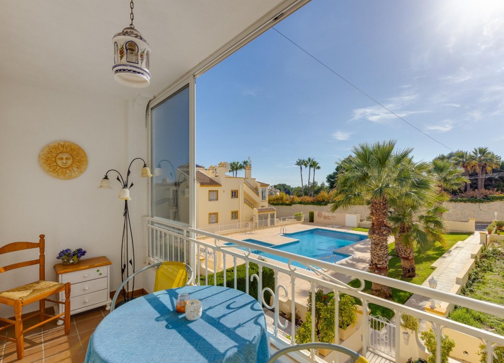 Jälleenmyynti - Bungalow - Orihuela Costa - Villamartín