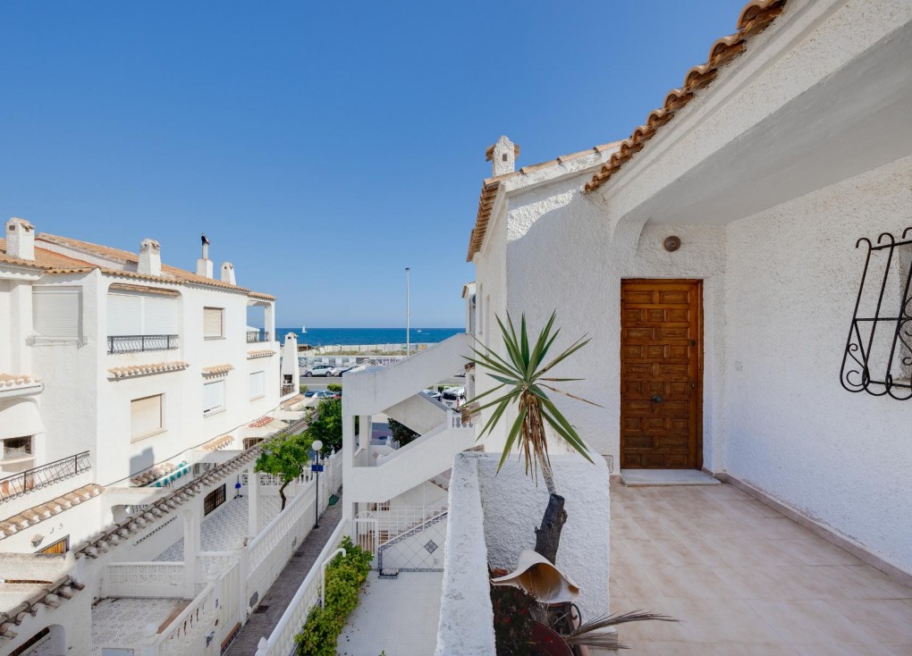 Jälleenmyynti - Bungalow - Torrevieja - Acequion