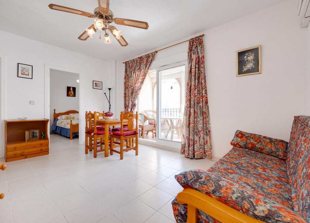 Jälleenmyynti - Bungalow - Torrevieja - Acequion