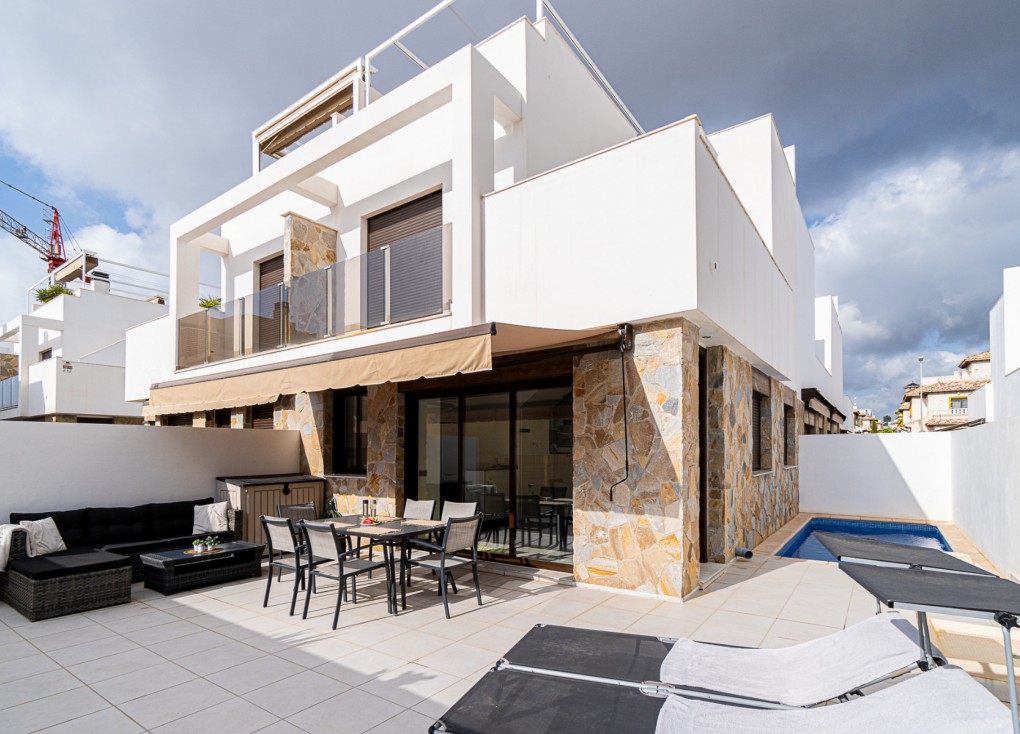 Jälleenmyynti - House - Quad - Lomas de Cabo Roig