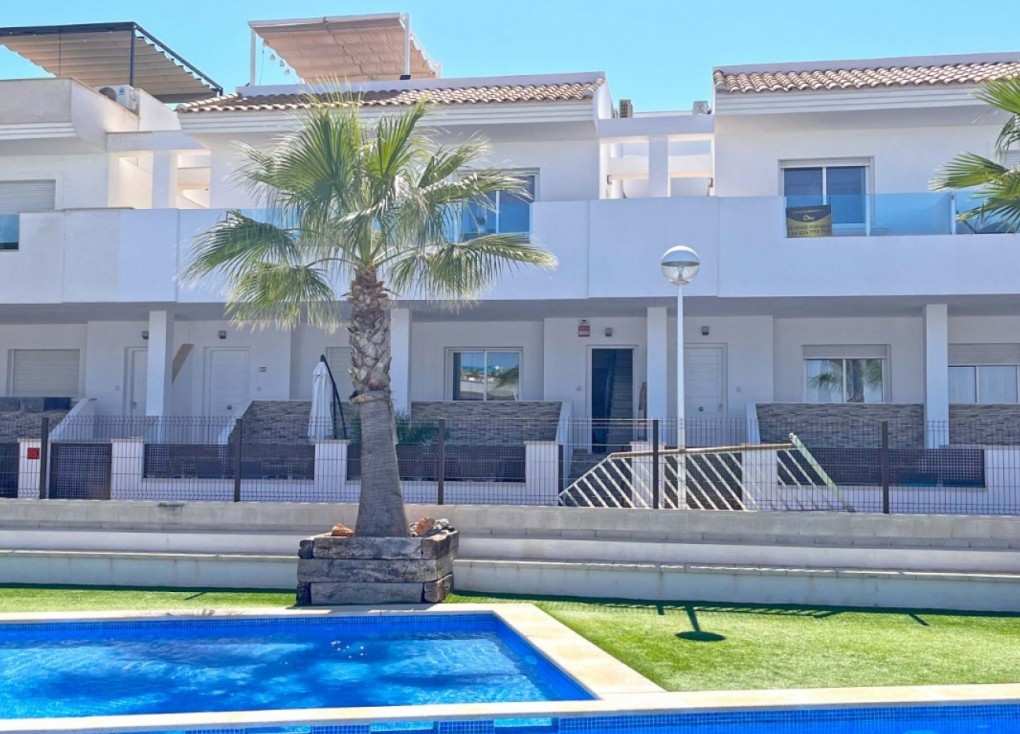 Jälleenmyynti - Paritalo/Rivitalo - Torrevieja - Los Balcones