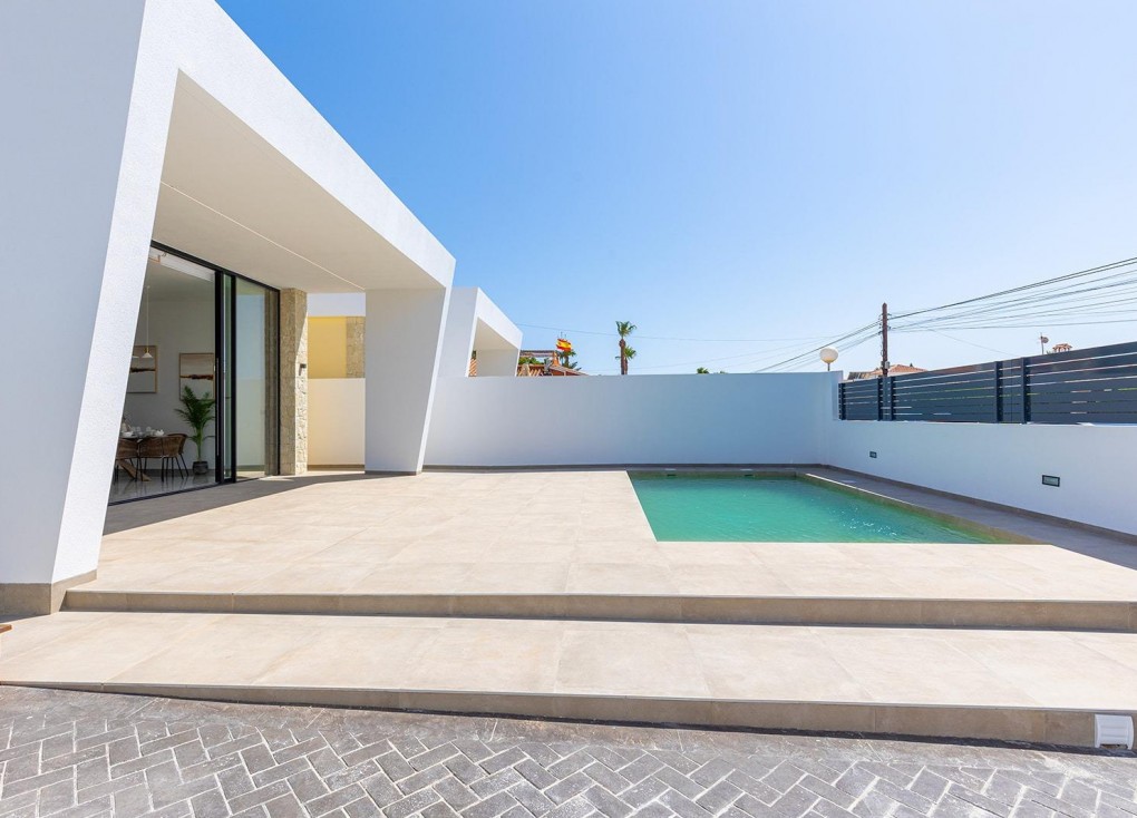 New Build - Chalet - Torrevieja - Torretas