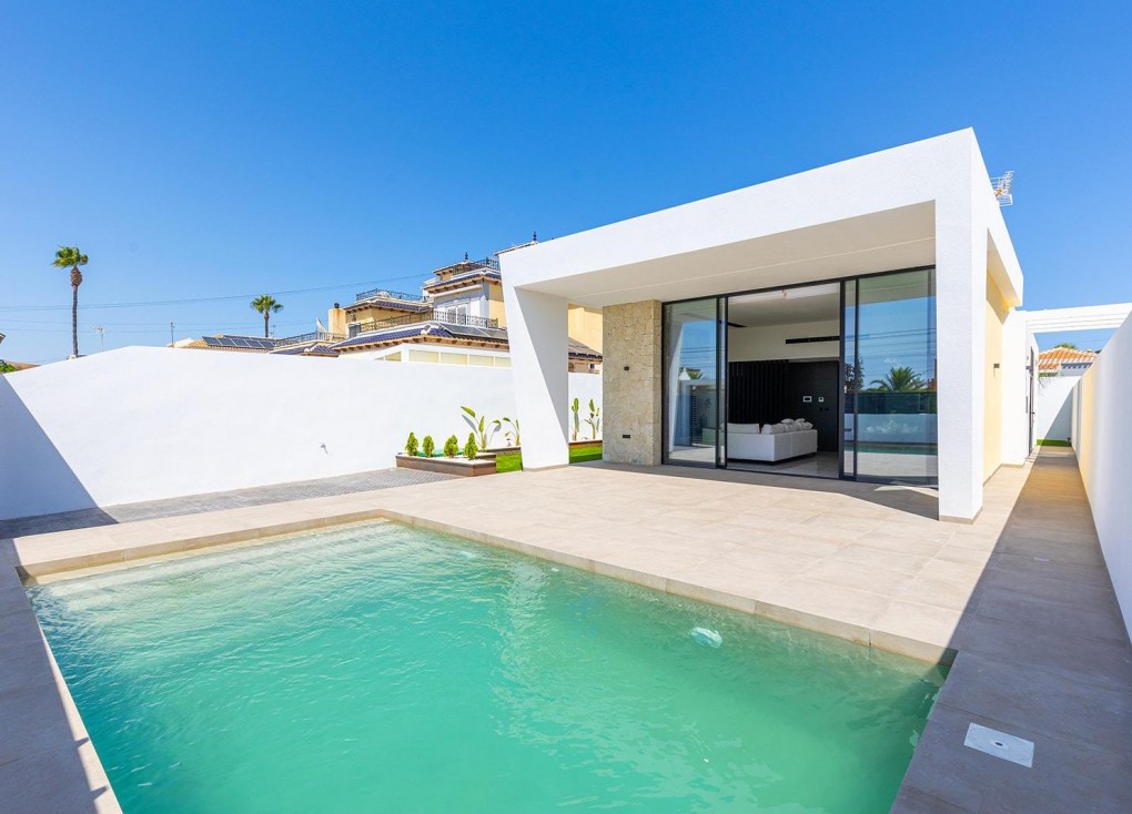 New Build - Chalet - Torrevieja - Torretas