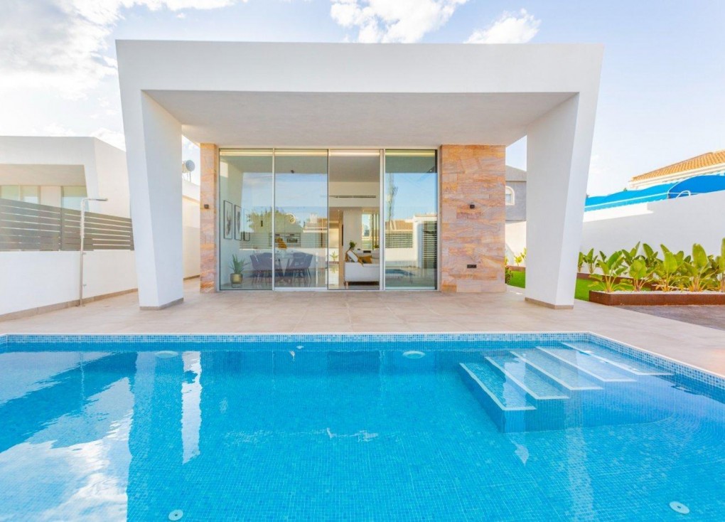 New Build - Chalet - Torrevieja - Torretas