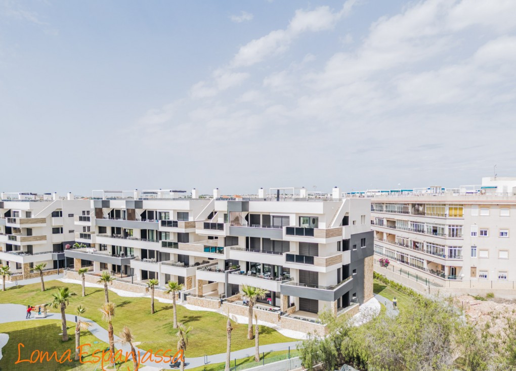 Nybyggen -  Bostad - Översta våningen  - Orihuela Costa - Playa Flamenca