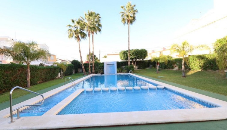 Parhus/Radhus - Återförsäljning - Torrevieja - Los Balcones