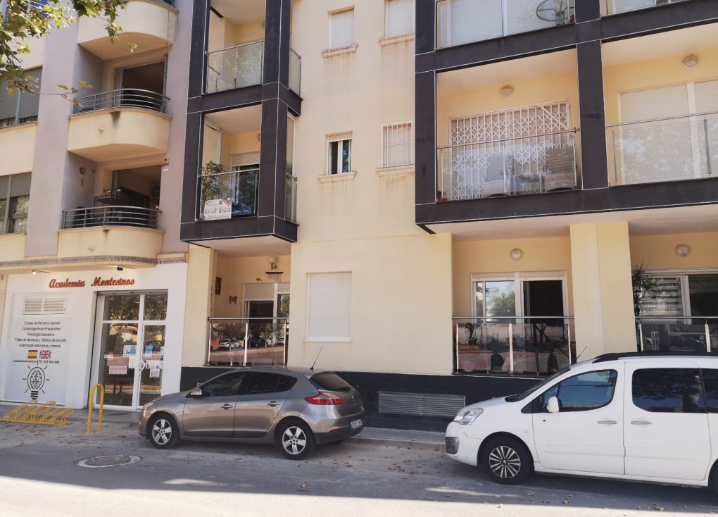 Resale - Apartment - Los Montesinos - LOS MONTESINOS