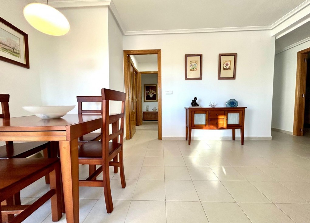 Resale - Apartment - Orihuela Costa - Campoamor