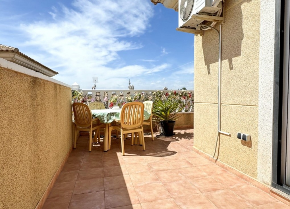 Resale - Apartment - Orihuela Costa - La Florida