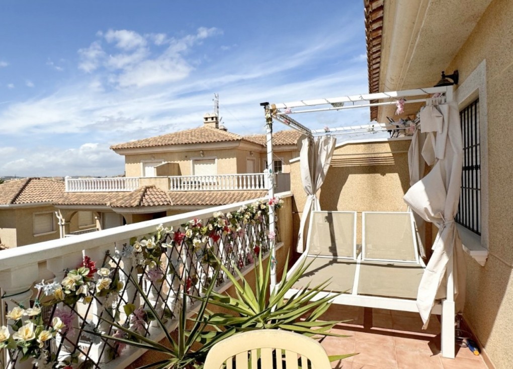 Resale - Apartment - Orihuela Costa - La Florida