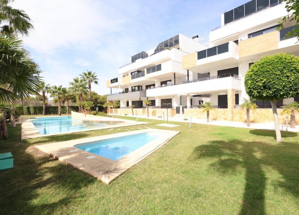 Resale - Apartment - Orihuela Costa - Las Mimosas