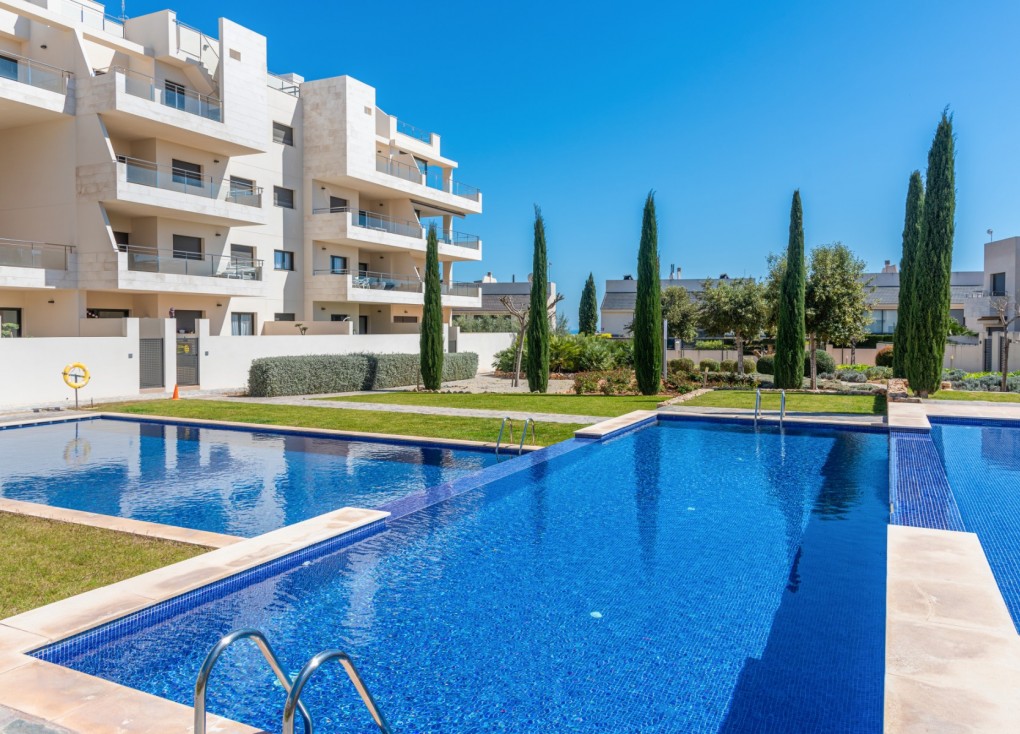 Resale - Apartment - Orihuela Costa - Los Dolses