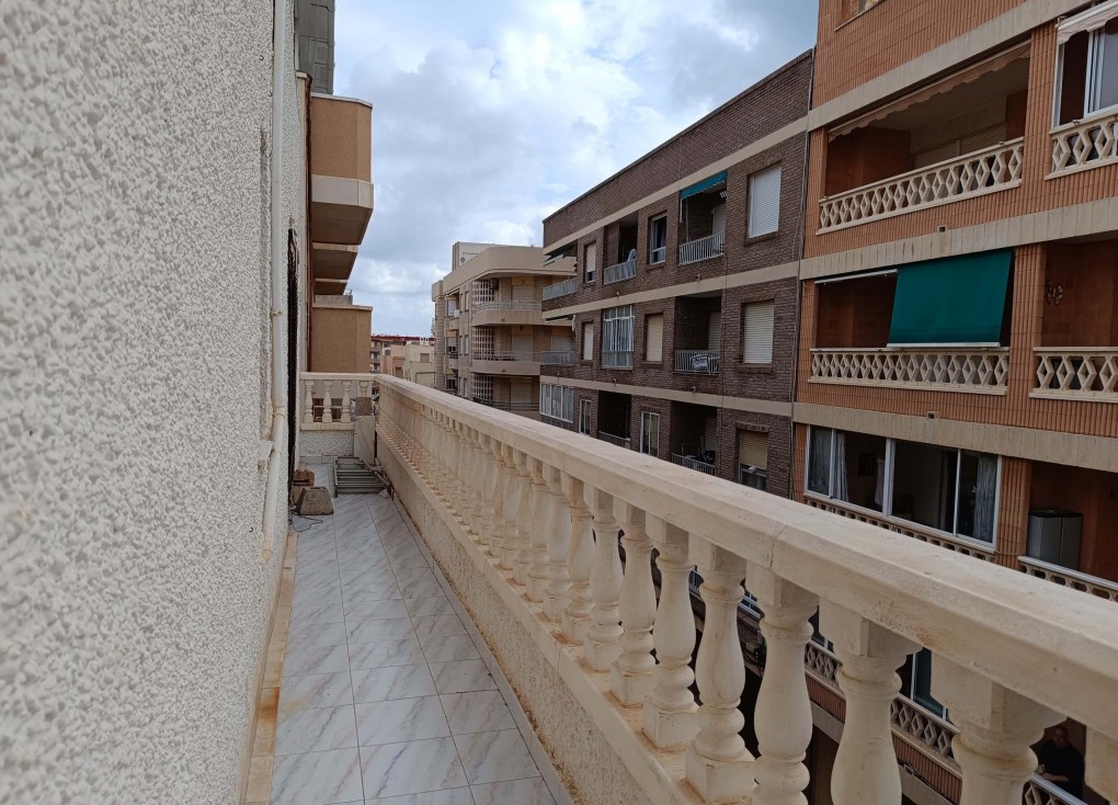 Resale - Apartment - Top Floor Apartment - La Mata - LA MATA