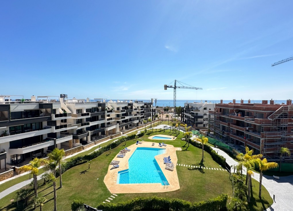 Resale - Apartment - Top Floor Apartment - ORIHUELA COSTA - Playa Flamenca