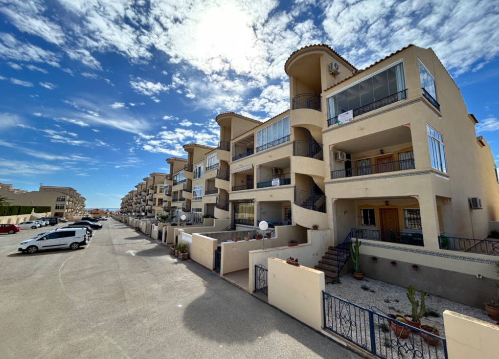 Resale - Apartment - Top Floor Apartment - Orihuela Costa - Punta Prima