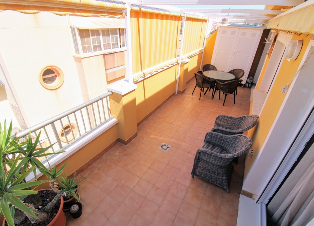 Resale - Apartment - Top Floor Apartment - Torrevieja - Acequion