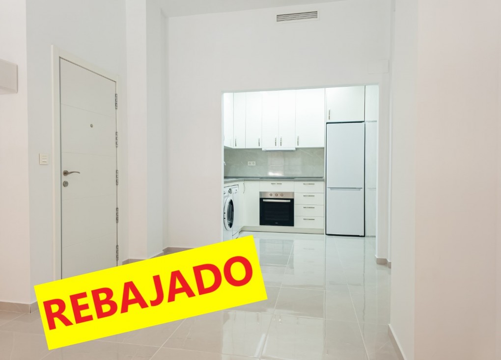 Resale - Apartment - Torrevieja - Acequion