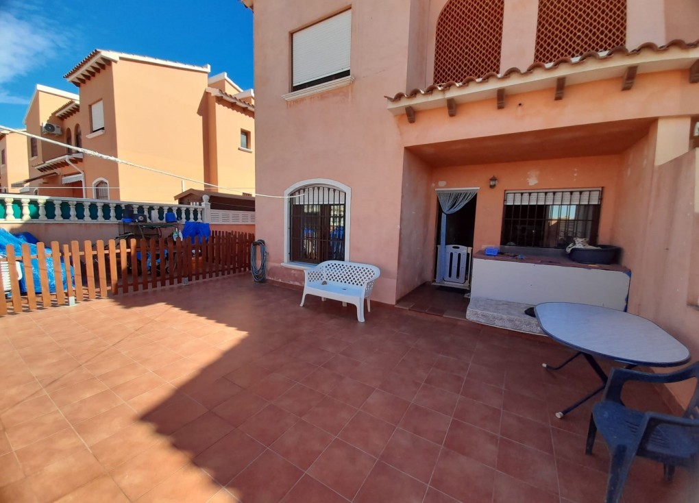 Resale - Apartment - Torrevieja - Aguas Nuevas