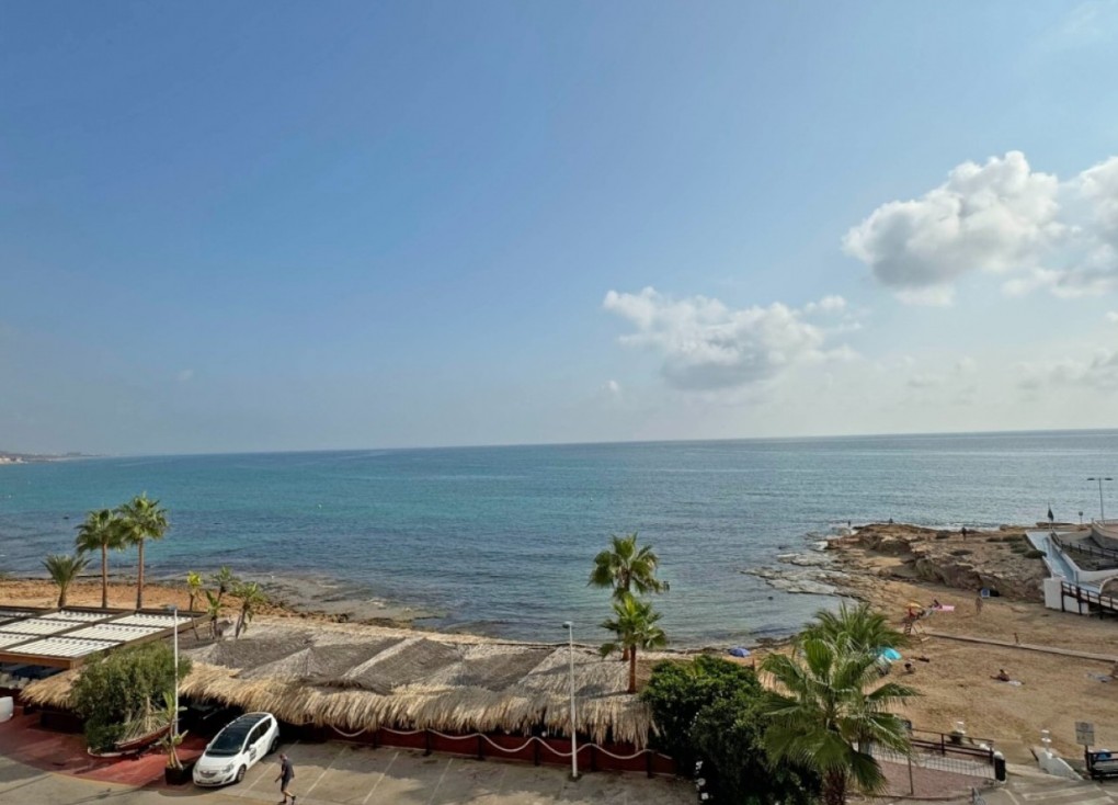 Resale - Apartment - Torrevieja - Cabo cervera