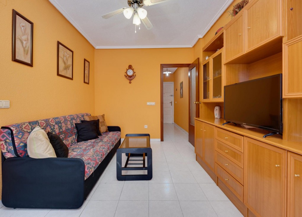 Resale - Apartment - Torrevieja - El molino