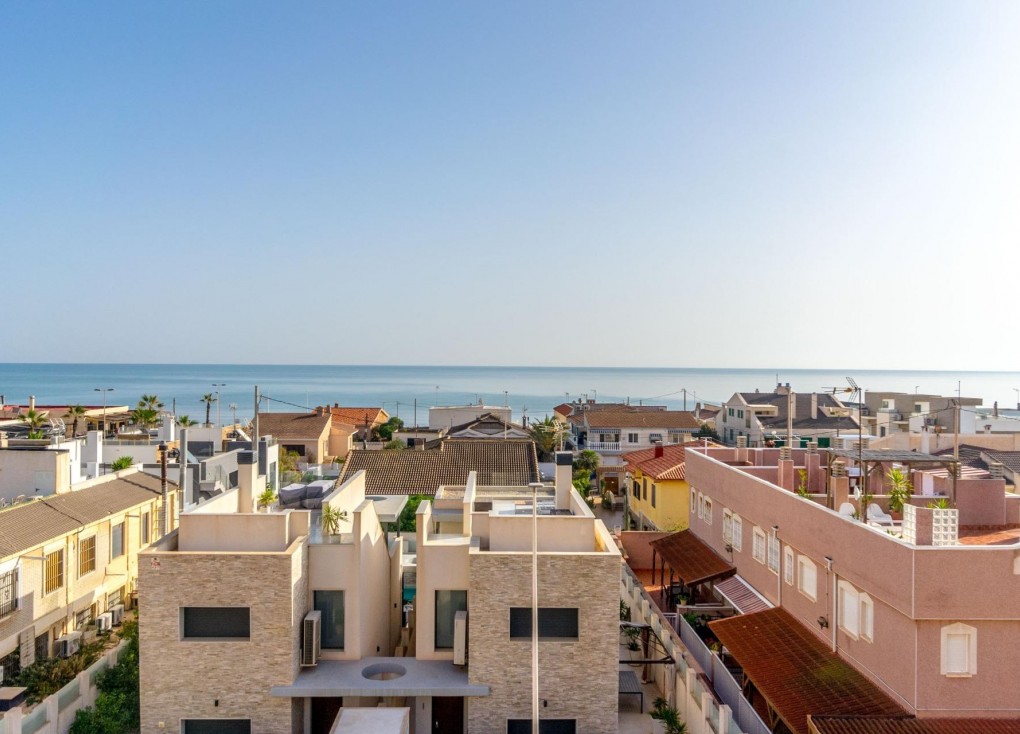 Resale - Apartment - Torrevieja - LA MATA