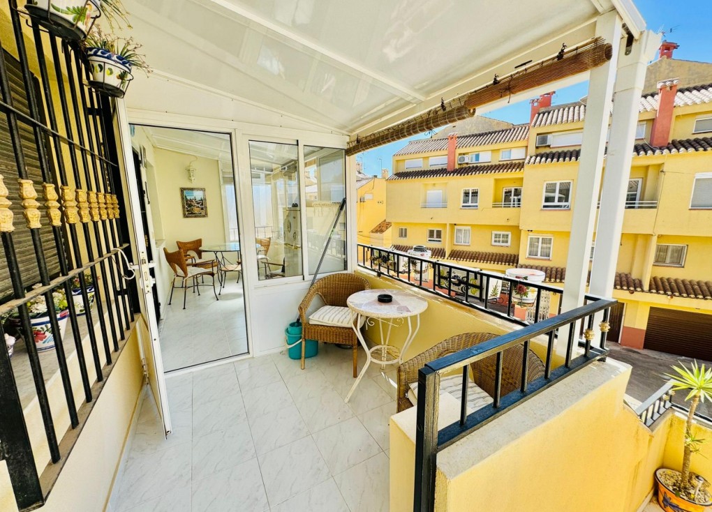 Resale - Apartment - Torrevieja - La veleta