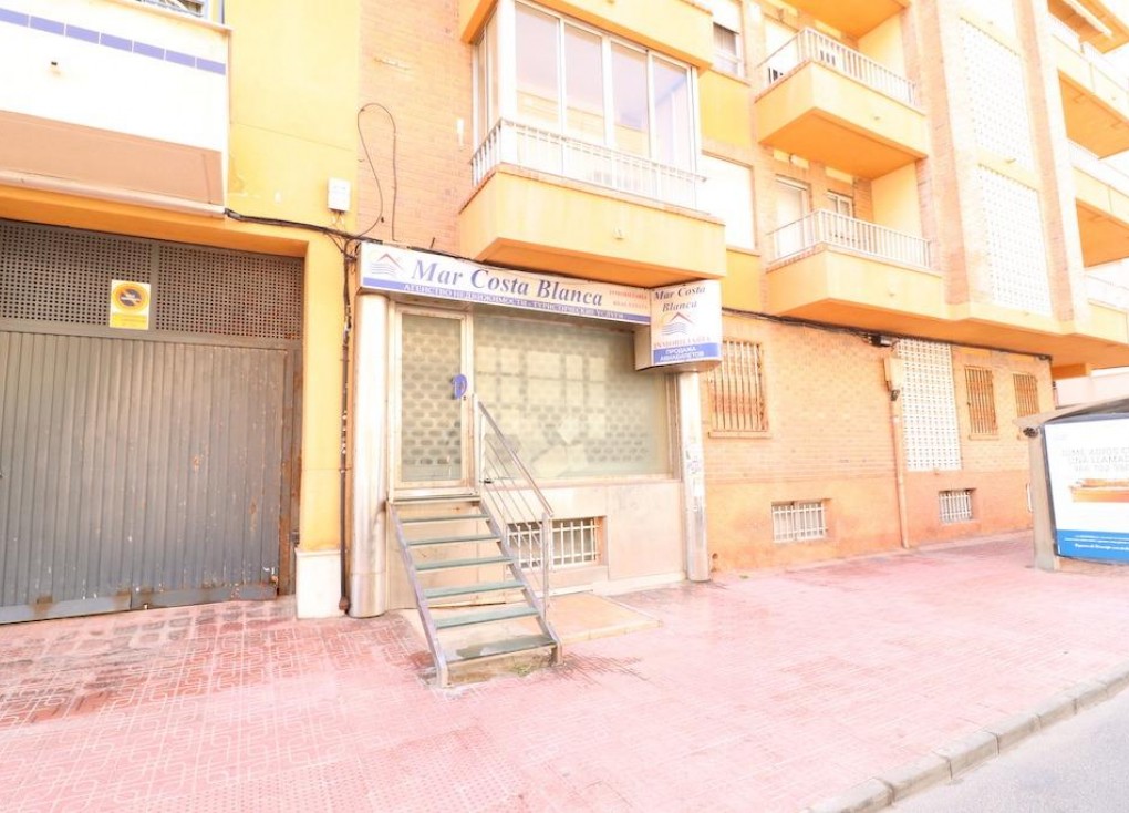 Resale - Apartment - Torrevieja - Playa del Cura