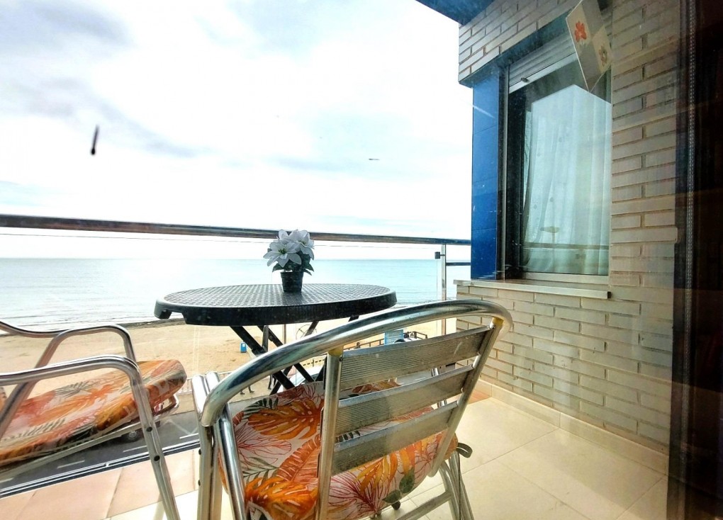 Resale - Apartment - Torrevieja - Playa del Cura