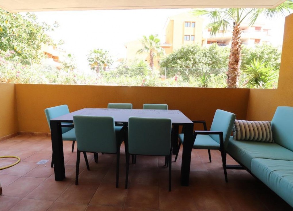 Resale - Apartment - Torrevieja - Punta Prima