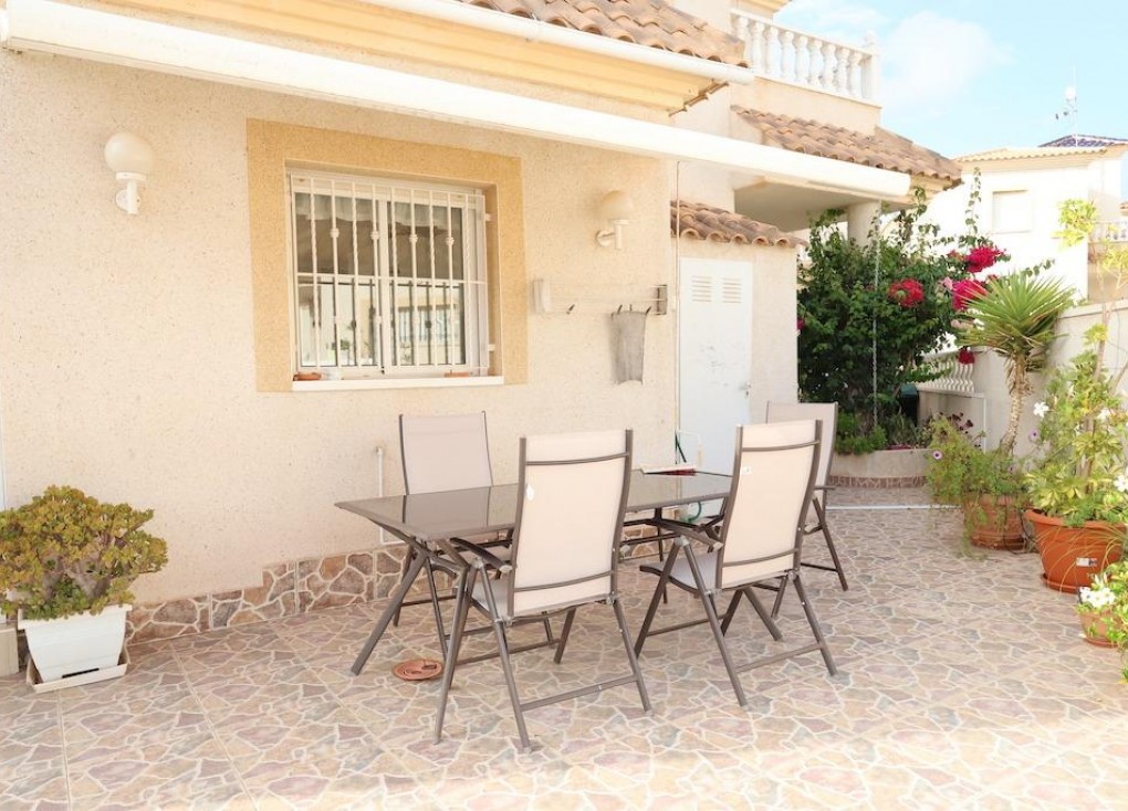 Resale - Chalet - Orihuela Costa - Playa Flamenca