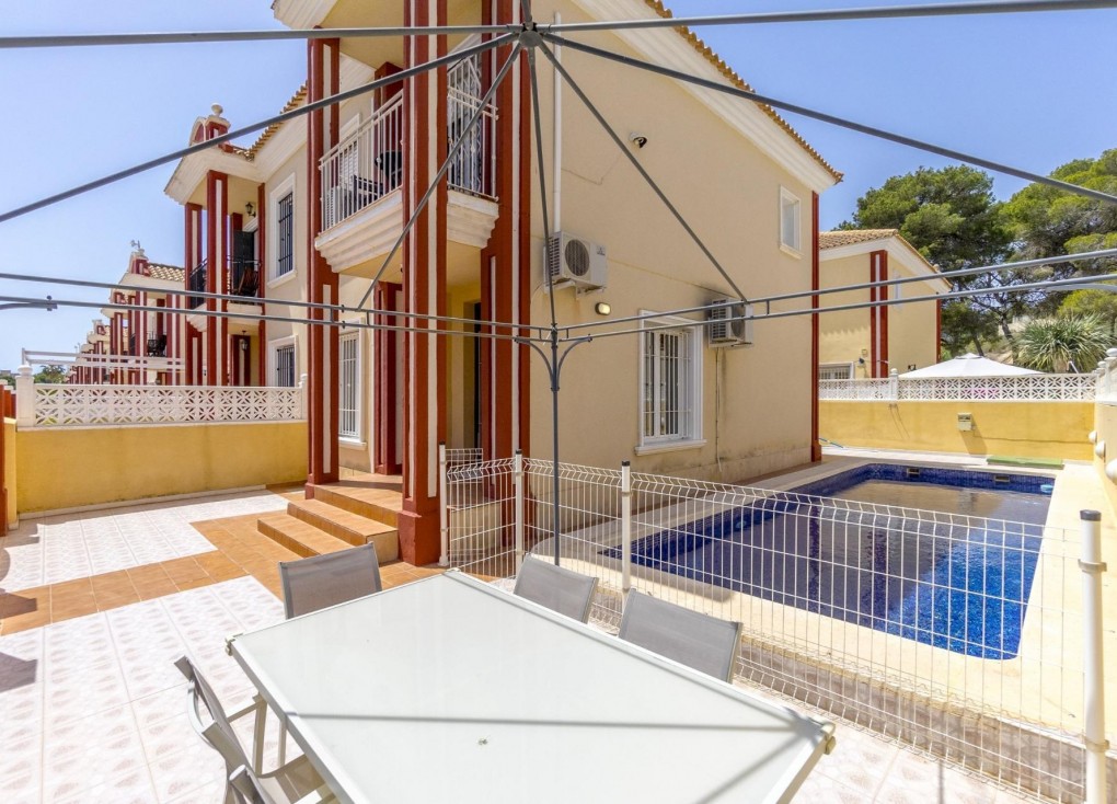 Resale - Semi-Detached - Orihuela Costa - Campoamor