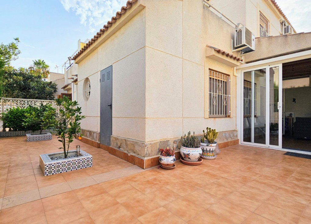 Resale - Semi-Detached - Orihuela Costa - Playa Flamenca