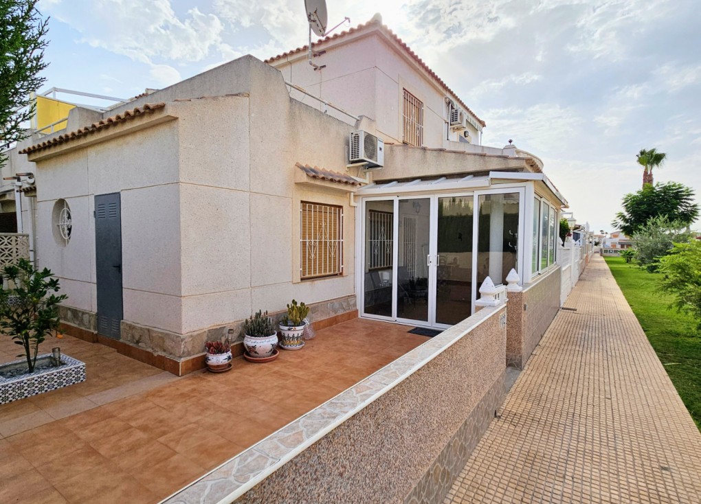 Resale - Semi-Detached - Orihuela Costa - Playa Flamenca