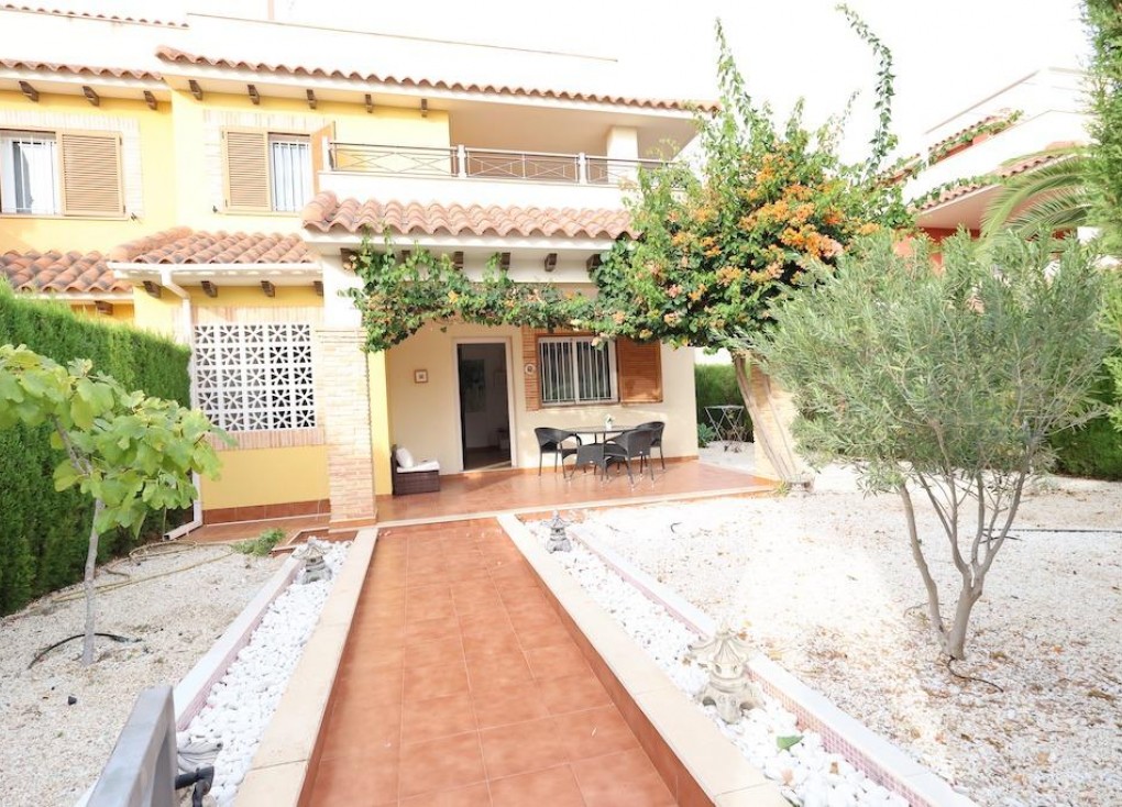 Resale - Semi-Detached - Orihuela Costa - Punta Prima