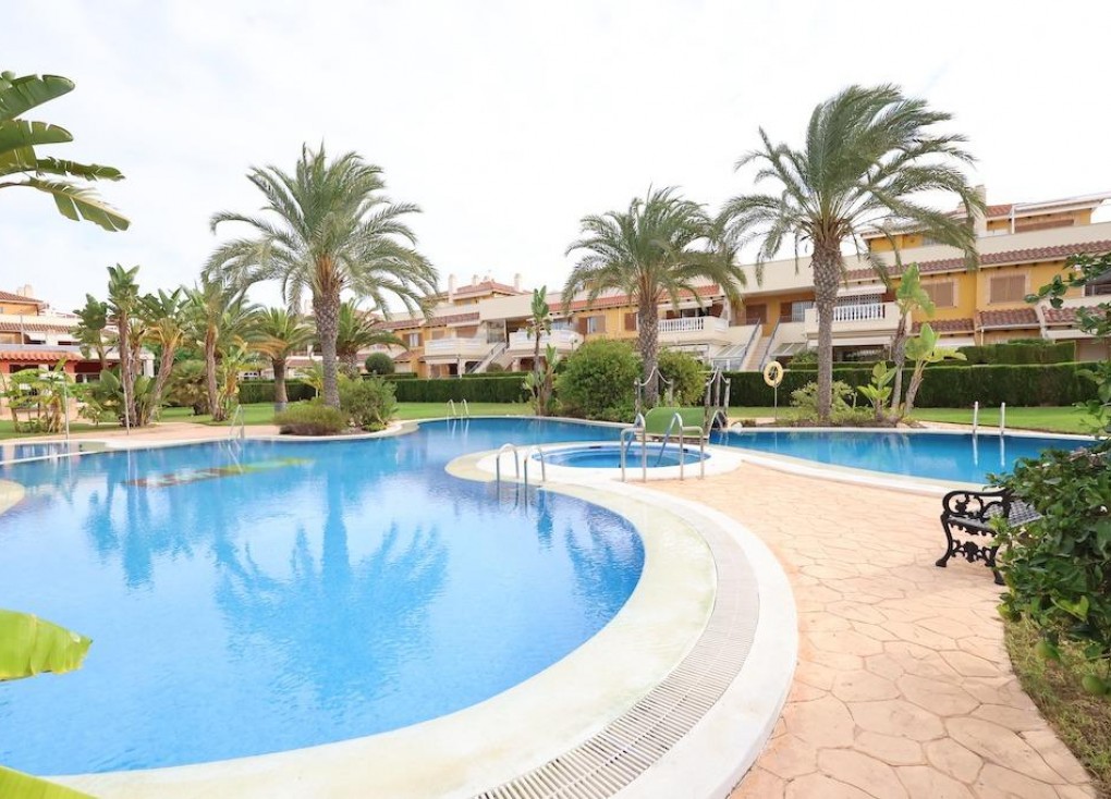 Resale - Semi-Detached - Orihuela Costa - Punta Prima