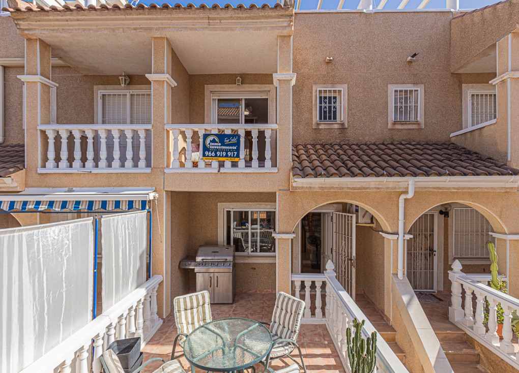 Resale - Semi-Detached - Playa Flamenca